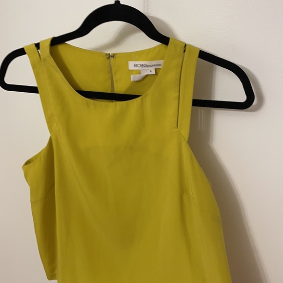 Crop top - Picture 3 of 6